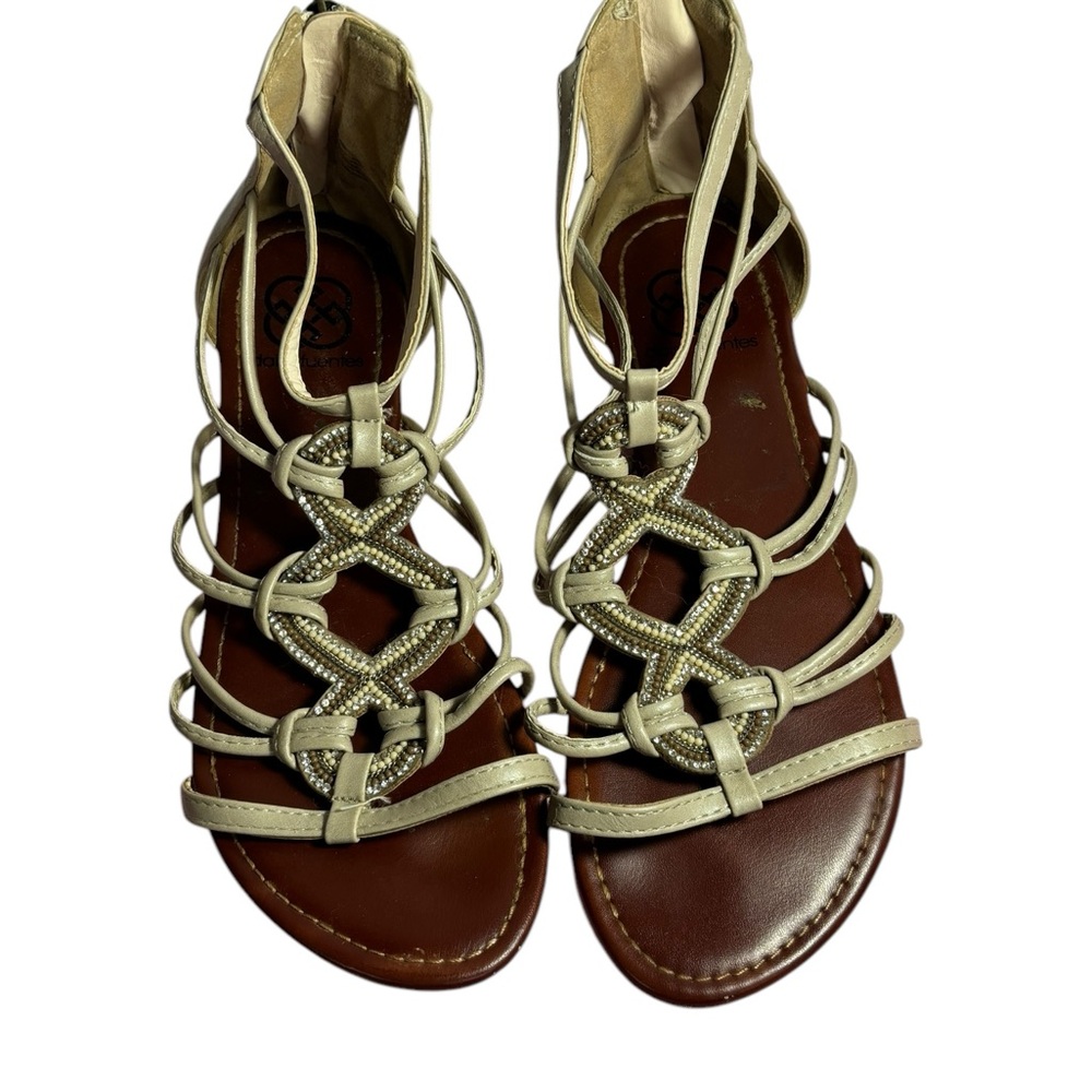 Daisy Fuentes Beige Strappy Sandals
